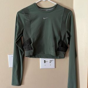 Nike Pro Workout Top